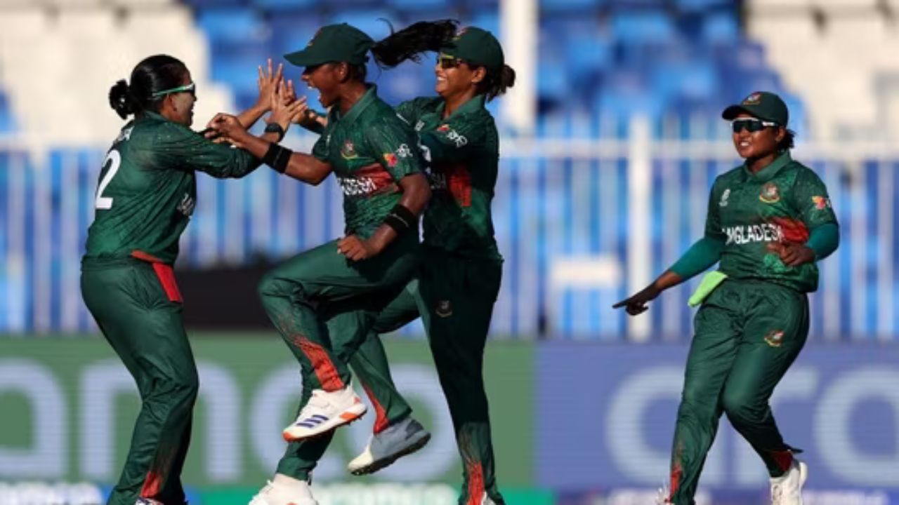 Bangladesh women cricket team batting against Scotland in T20 World Cup qualifier match