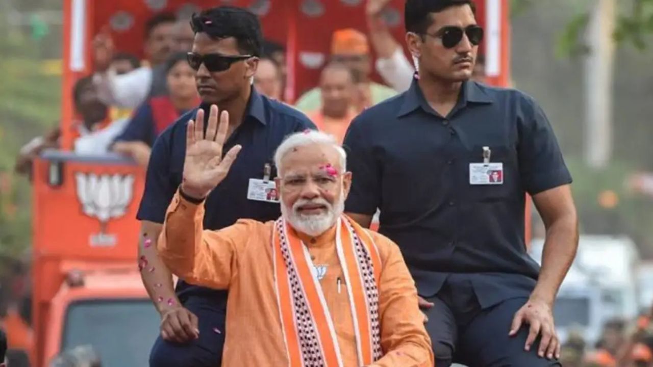Prime Minister Narendra Modi attending an event in Singur to launch new infrastructure and transport projects
