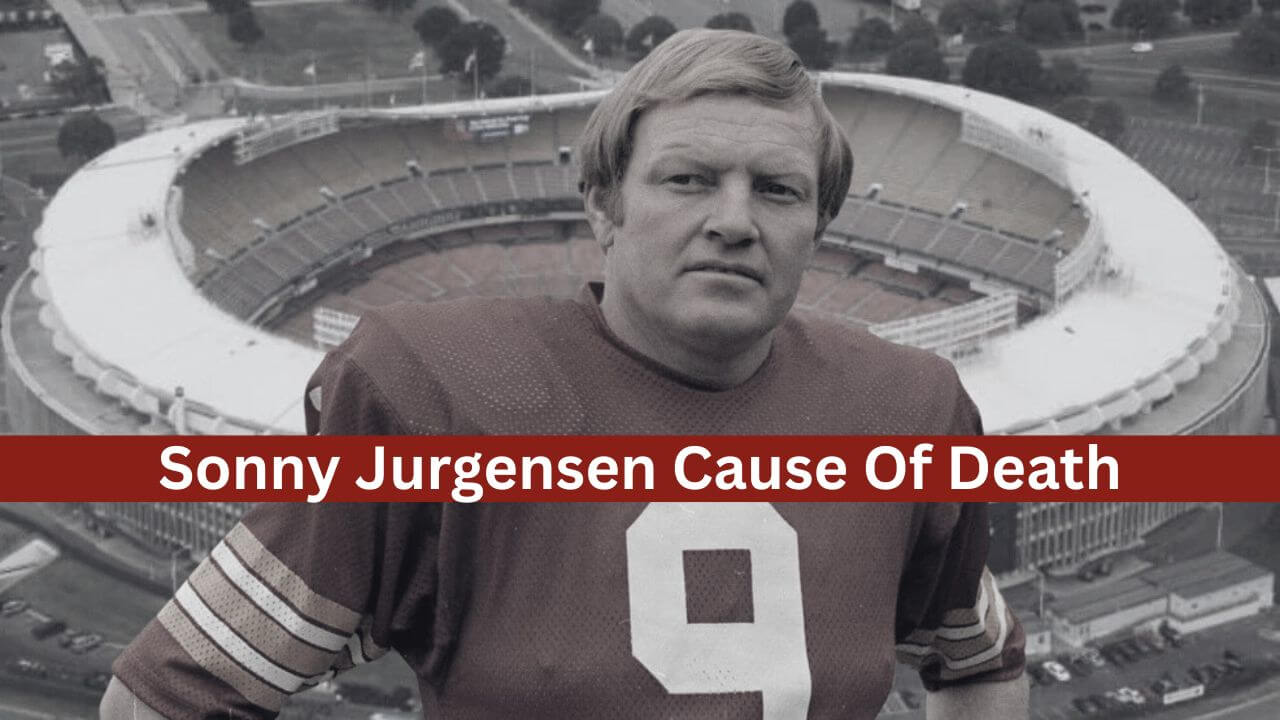 Sonny Jurgensen Hall of Fame quarterback during his NFL playing days