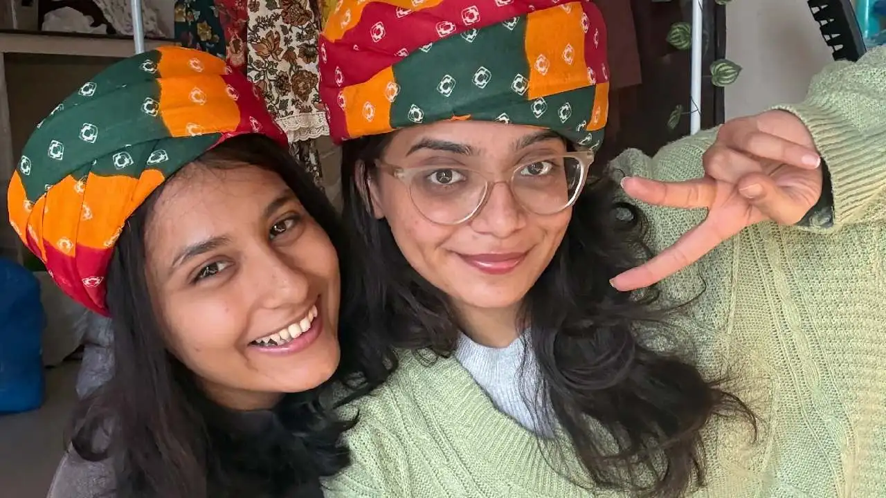 Vidushi and Nehal founders of Pehrin fashion startup Jaipur