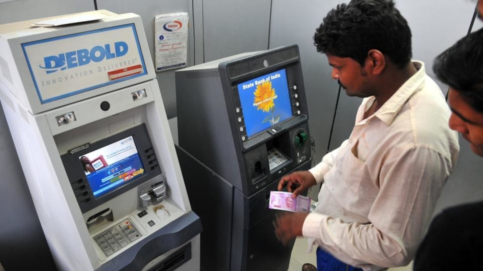 atm rule change 2026 india cash withdrawal limit charges update