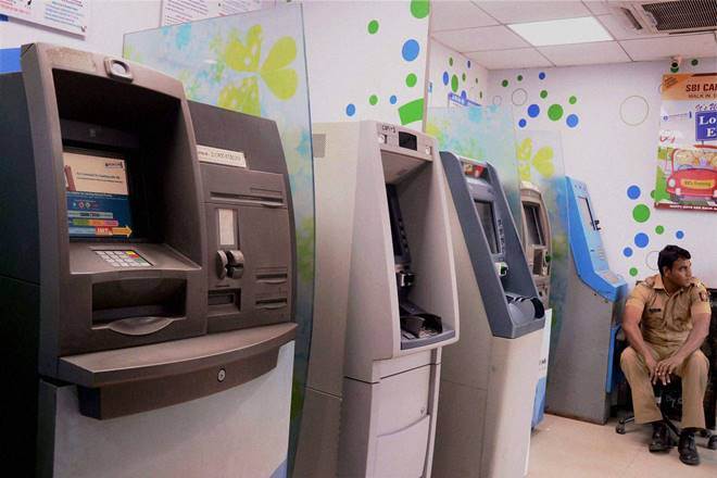 atm cash withdrawal without card qr aadhaar india