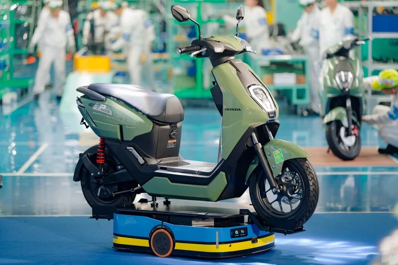 budget bikes scooters under 50000 india