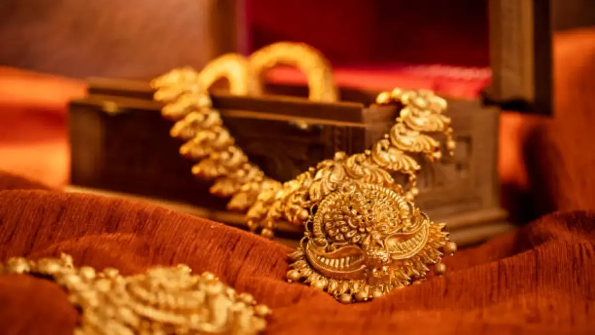 gold price increase kolkata march 2026