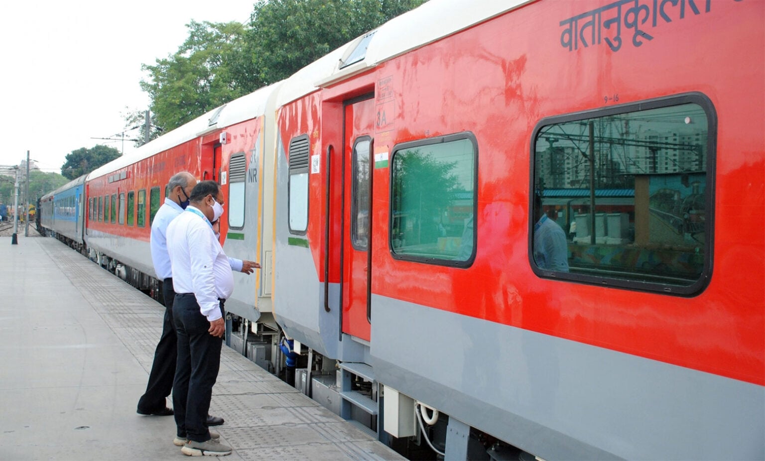 indian railways kavach system optical fiber project